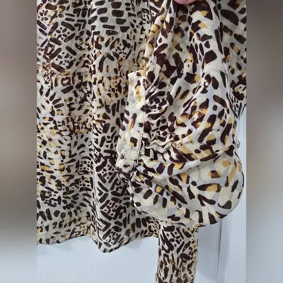 Massimo Dutti Animal Print Button Down Blouse Size 12, Euc - Picture 4 of 5